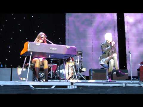 Roxette (Marie Fredriksson talking before Watercolours In The Rain) - Kalmar, Sweden 18/07/2015