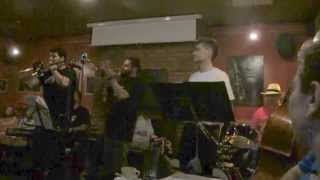 Steamboat Jazz Band - That's a plenty -The Man in the Moon  Vitoria Gasteiz 19 07 2014