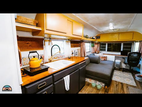 Fully Renovated 1982 Silver Streak Vintage Camper