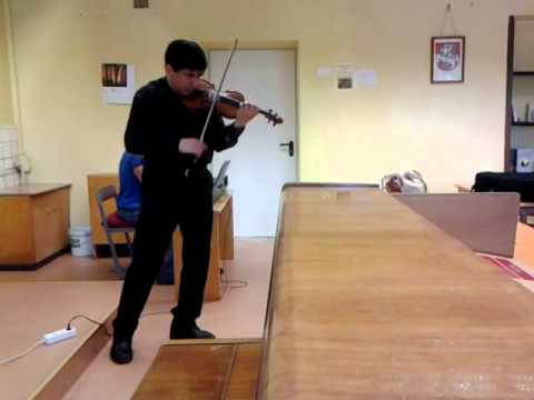 Carlos Alvarez Romero-Giordano, violin. (In rehearsal)