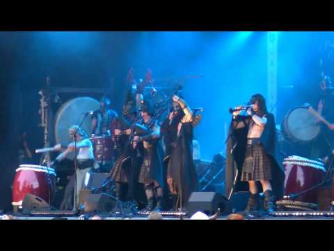Corvus Corax & Wadokyo - Gjallarhorni (Live at Castlefest 2012)