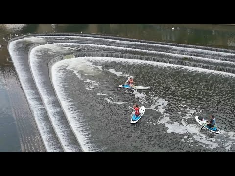 Pulteney Bridge & River Avon in Bath  -  England  / Podul Pulteney și Râul Avon din Bath - Anglia🎶🚢👀