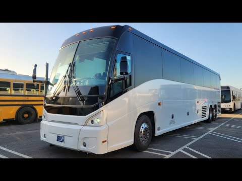 LA Charter Bus Lines 2014 MCI J4500 #5001