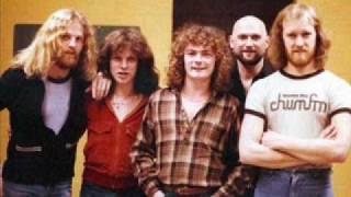 April Wine - Tonight Is A Wonderfull Night To Fall In Love