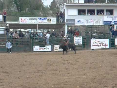 Jesse on 33 Scream - 2009