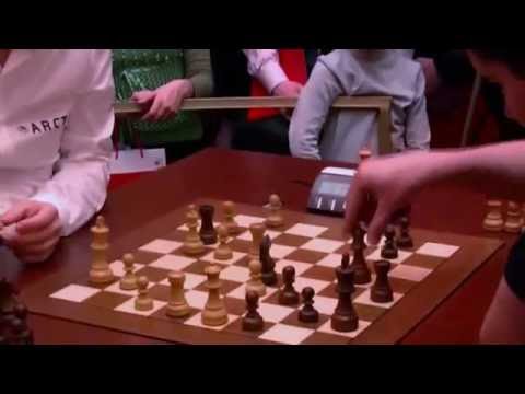 2010-11-11 GM Carlsen - GM Nepomniachtchi Moscow Tal Memorial blitz