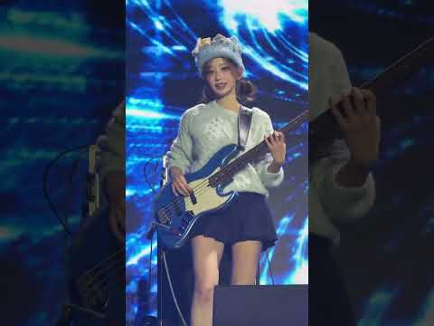 260101 서울콘 X WORLD K-POP FESTIVAL QWER 마젠타 흰수염고래 직캠
