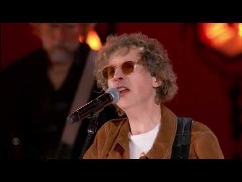 Beck Sings "Hands On The Wheel" by Willie Nelson, Live Concert Performance,  December 17, 2023 HD