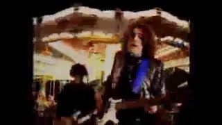 Music video thumbnail preview for El Cuarteto de Nos - Barranca Abajo (Video Oficial - Audio Remasterizado) by El Cuarteto de Nos