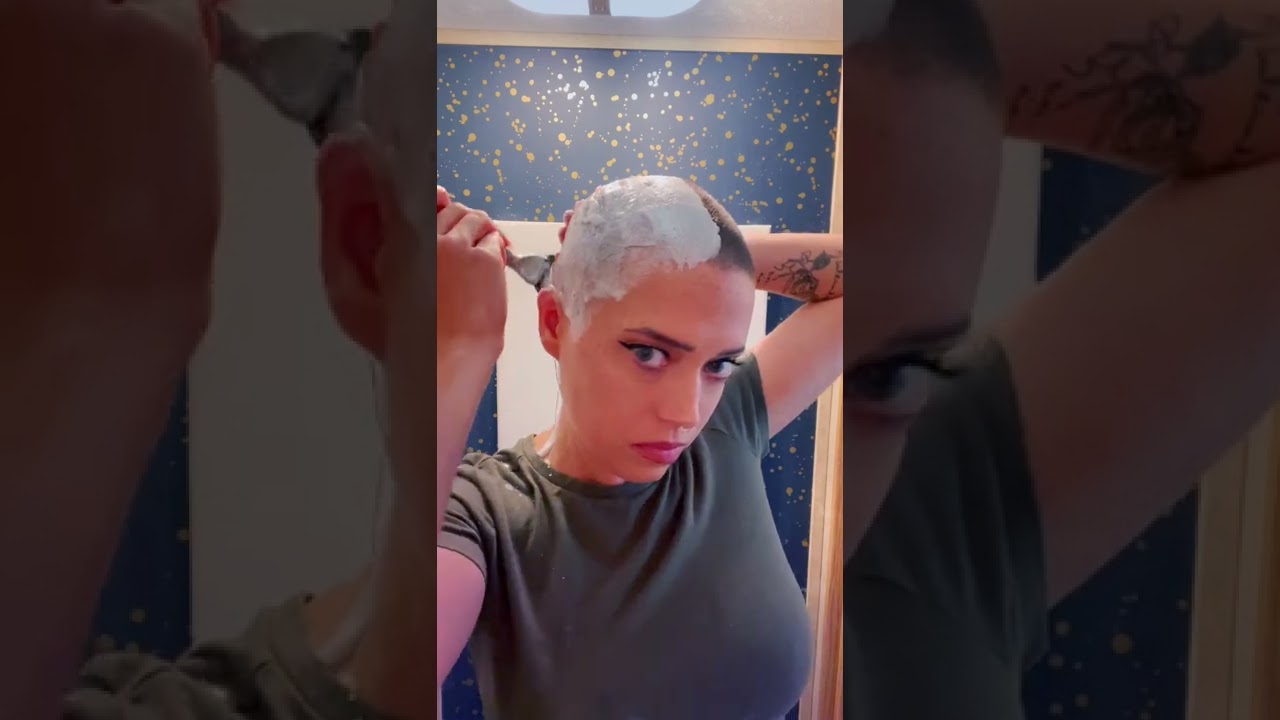 Smooth half headshave