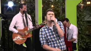 The Baseballs - Umbrella (Live Allsång På Skansen 2010).avi