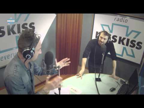 Cesare Cremonini - Intervista a Radio Kiss Kiss