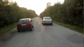 preview picture of video 'VW MK2 1.6d vs Mercedes E300'