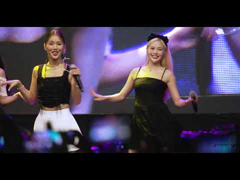 [4K] 오마이걸 (OH MY GIRL) - 돌핀(Dolphin) 효정 Fancam (20130914 한국공학대)