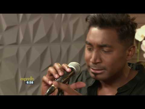 Emo Adams gives a STELLAR live performance