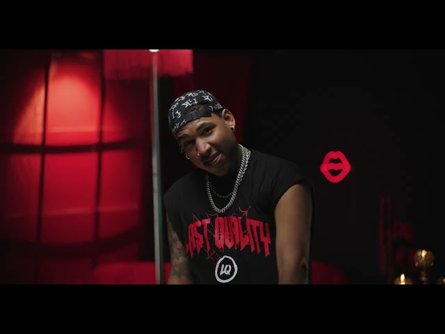 Silla von Yailin La Mas Viral & Puyalo Pantera ((jetzt ansehen))