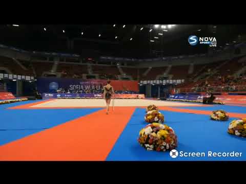 Natália Gaudio Hoop Sofia 2019