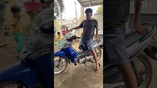 Download lagu I thought the sound of a motorbike was actually the sound of a gecko mp3