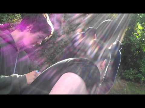 Mentos And Coke Challenge- DrinkWeMust