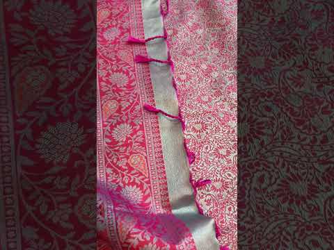 Locked Weave Himroo Saree with Contrast Border
