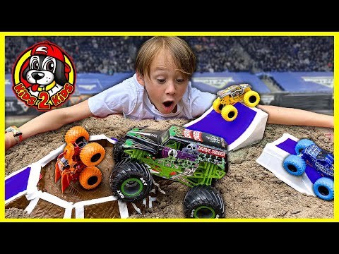 SUPER Monster Truck Toys COMPILATION 2 - Obstacle Course, Racing & DIY Arena Freestyle Challenge