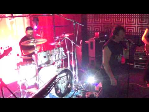 Lazareth - BARÓN PUB Námestovo, 6.9.13, LAZARETH, časť 3.- Dream on, NAZARE