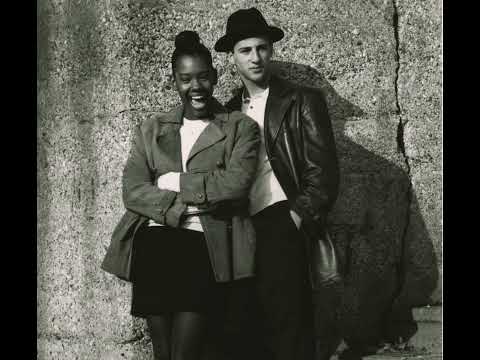 I Only Have Eyes For You - The Complexions/The Flamingos (stereo) Remaster