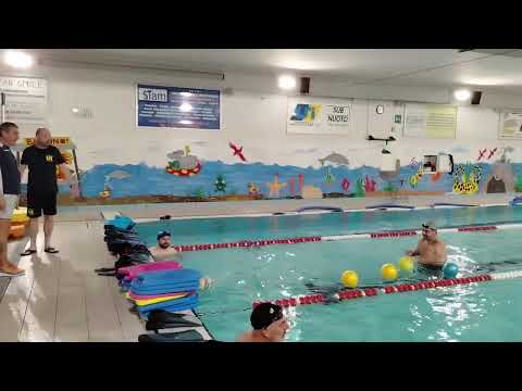 Quando l'essenza di un @chiamarsiminors si miscela assieme al nuotatore che c'è in te