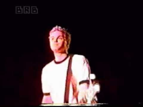 Blink 182 - Live 09-05-1998 Riverside California - 14- Carousel
