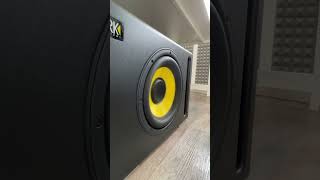 Video thumbnail for KRK S10.4 Subwoofer Smooth excursion by XmusicOneX