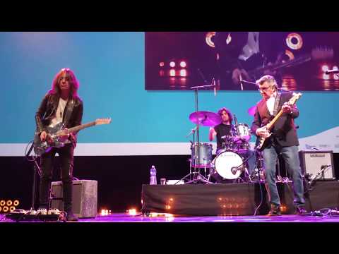 download lagu mp3 mp4 Bobby Solo 2017, download mp3 Bobby Solo 2017 free downloadn, video klip Bobby Solo 2017