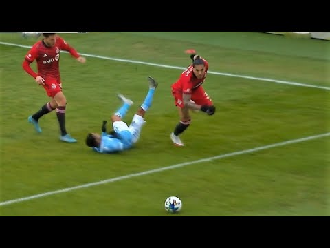 Carlos Salcedo vs New York City FC - Toronto FC 02/04/2022