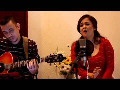 download lagu mp3 mp4 It Takes A Man And A Woman Chords, download lagu It Takes A Man And A Woman Chords gratis, unduh video klip It Takes A Man And A Woman Chords