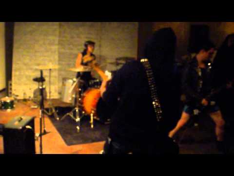 20130321 Find the spot - Clench your fist