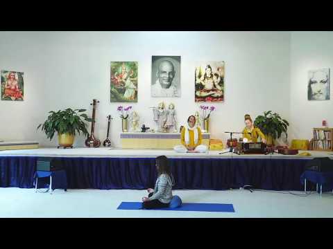 Live Mantrayogastunde Online Yogastunde mit Janapriya und Anu - 9:15 Uhr 25.04.2020