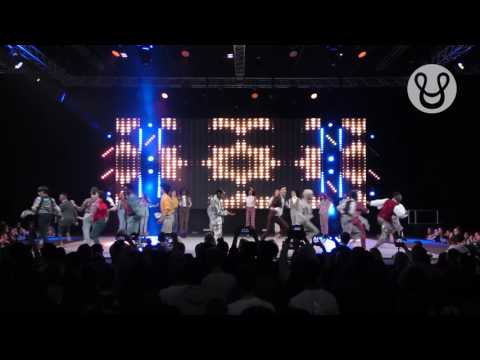 Four Corners featuring Urdang – Move It 2017