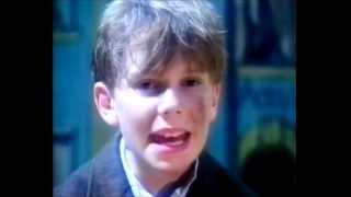 Close Every Door To Me (1993 - Daren Geraghty [HD])