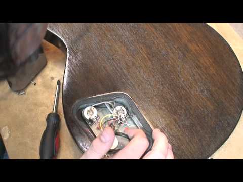 Recycled 2003 Gibson Les Paul Studio: Restoration - Disassembly