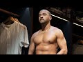 Jesse Williams Goes Au Naturel On Broadway