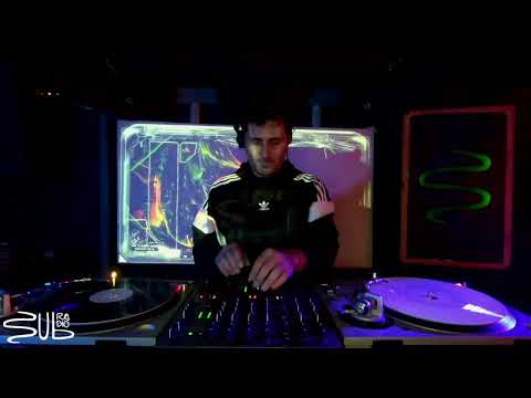 Inner Desires @ SubRadio Bcn / Visuals by Nais / 11.10.2024