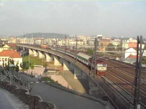 749 181 na čele R 1138 a R 1143 - sestřih - 30.4.2011.