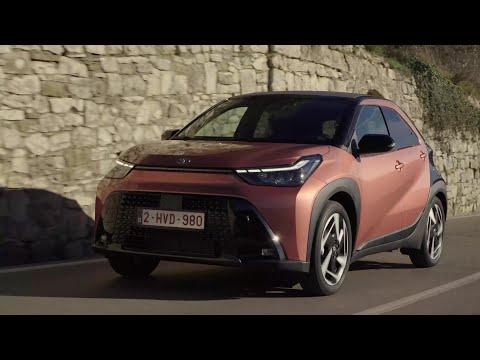 Der neue Toyota Aygo X Hybrid - Der kleinste Vollhybrid von Toyota