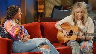 Paris Jackson plays and sings for Willow Smith 😃❤