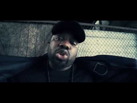 Peti Free   Geld  Nikes & Bars prod  Figub Brazlevič