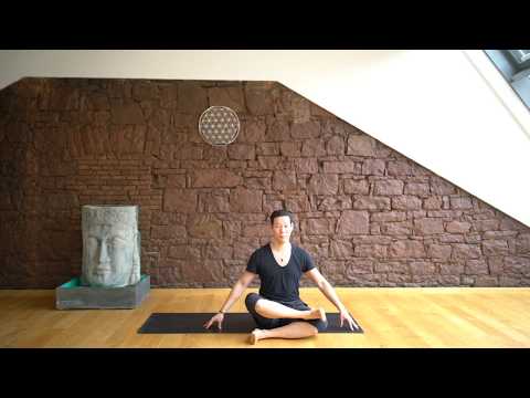 77 Knie - Knöchel - Stellung Der Yoga Coach by Stephan Suh