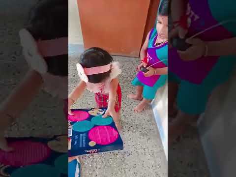 chocolate 🍫 queen bhiya diya chocolate usko hi nii dena h esko😅🤭#shorts #youtube chocolate lover