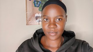 Obubonero kyolabila nti oli musiru mu laavu (a fool in love)