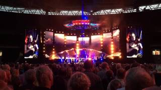 Jeff Lynne&#39;s ELO - Wild West Hero (Wembley Stadium 2017)
