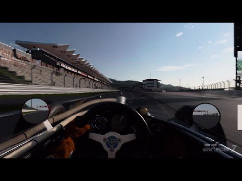 Trax: Fuji Intern. Speedway/J  Honda RA272 '65