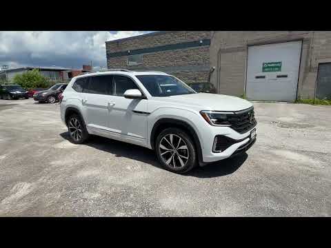 2024 Volkswagen Atlas Execline 2.0 TSI 4MOTION in White for sale at Boyer Chrysler Dodge Jeep Ram Fiat Cobourg in Cobourg, ON